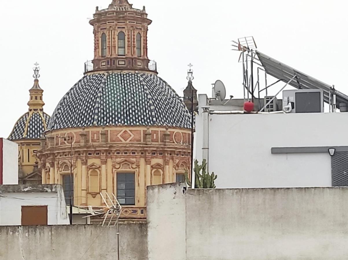Habitacion Y Bano En Planta Independiente En Centro De Sevilla Luaran gambar