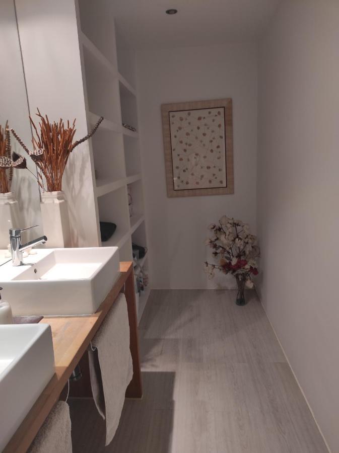 Habitacion Y Bano En Planta Independiente En Centro De Sevilla Luaran gambar
