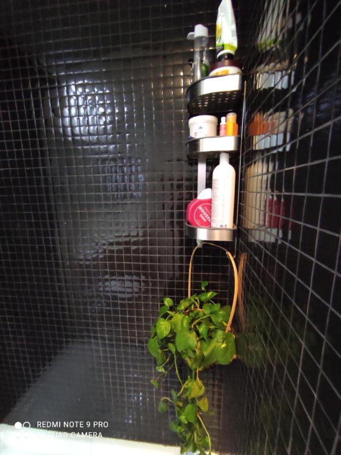Habitacion Y Bano En Planta Independiente En Centro De Sevilla Luaran gambar